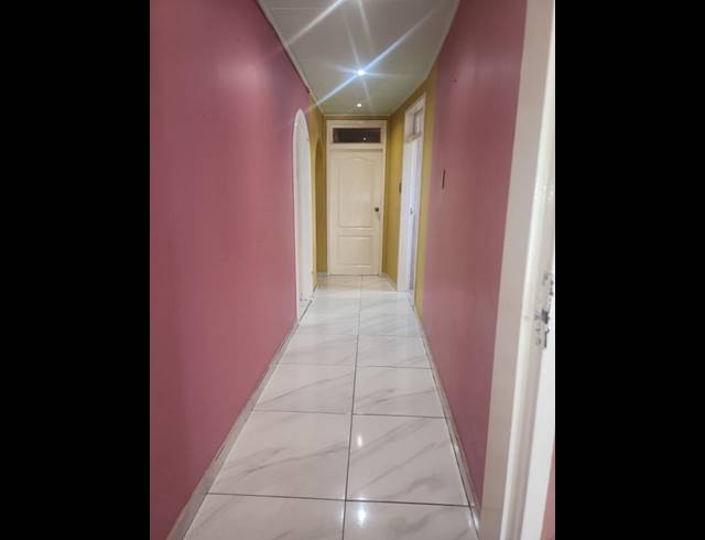 5 BEDROOM PROPERTY TO RENT IN BRAMLEY